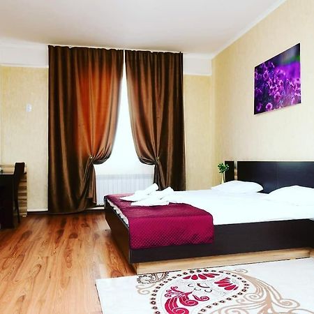 Alatau Hotel アスターナ エクステリア 写真